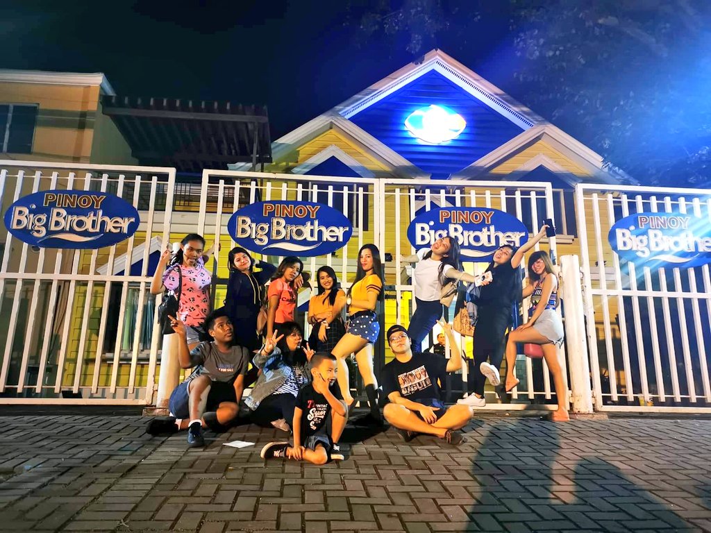 prensesmae's tweet photo. Another complete photo of us! No friendship is an accident.
GOOD TIMES + CRAZY FRIENDS = GREAT MEMORIES 😍
Making memories with you guys is the best thing to do! 😘
THANK YOU KARJON, our friendship was born dahil sa inyo! 💛
@eulkrisnah

#Clangs #KeepersTeamLive
#CrazyFriends https://t.co/35WPAV109T