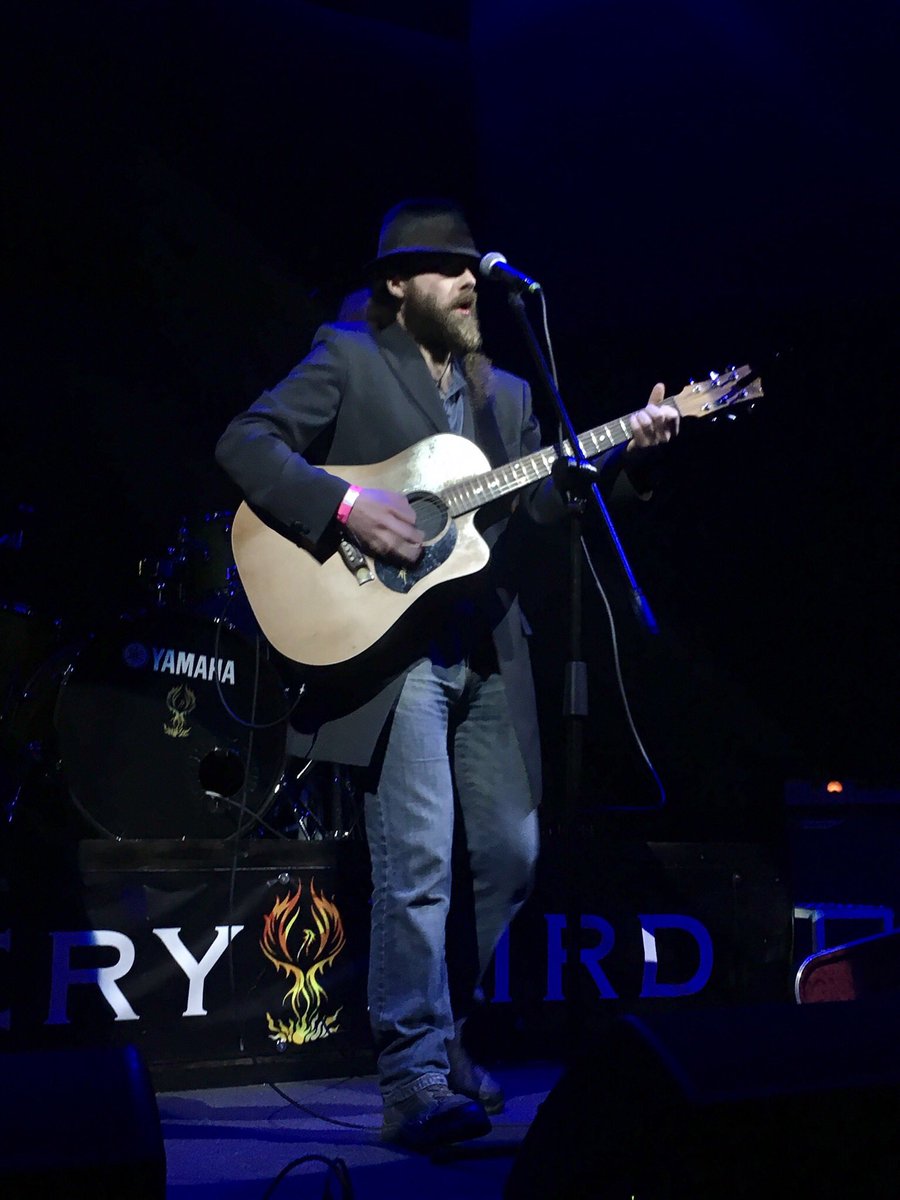 Irish bluesman David Skinner <a href="/skinnerguitar/">David Skinner</a> is the real deal with great songs, guitar skills &amp; a deep dark chocolate voice at this weekend’s Americana Festival at the <a href="/FieryBirdVenue/">Fiery Bird Music Venue</a> 🎶💙🙏
#Woking #AmericanaFestival  

fierybirdvenue.org.uk/front/