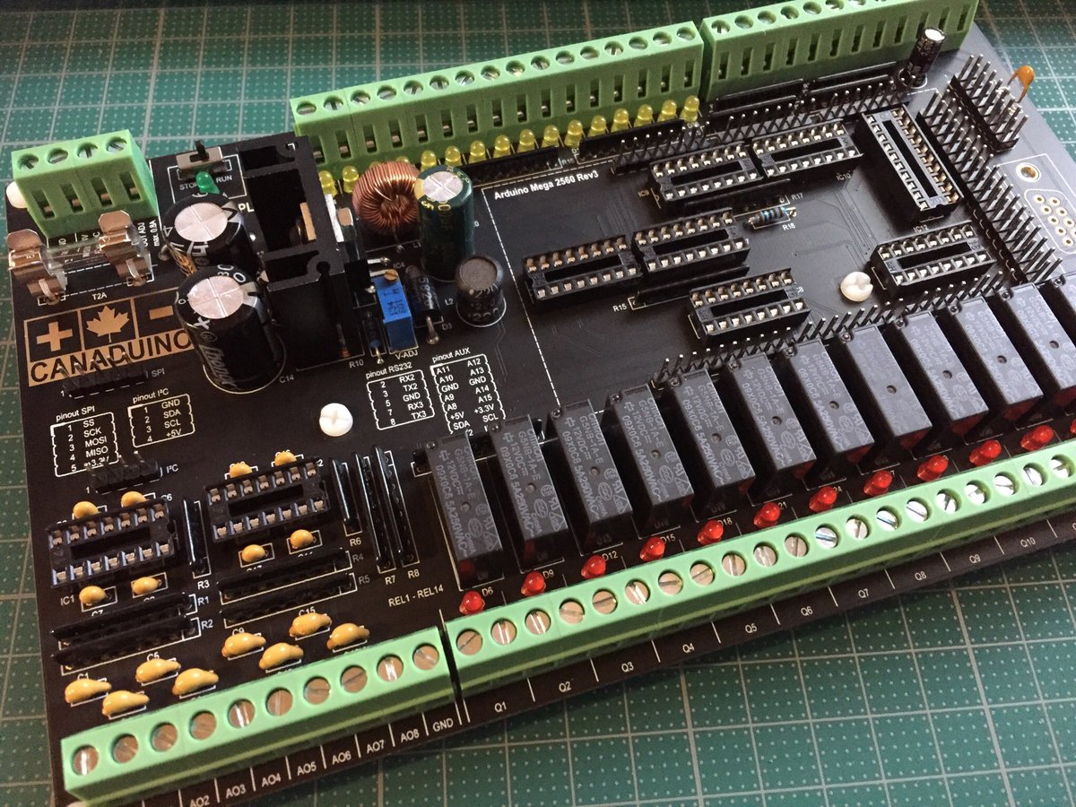 arduinopraxis's tweet photo. Soldering and testing CANADUINO, an Arduino based DIY PLC
.
#soldering #pcb #canaduino #plc #arduino #atmega2560 #maker #diy #electronics https://t.co/TvX4OKAgCo