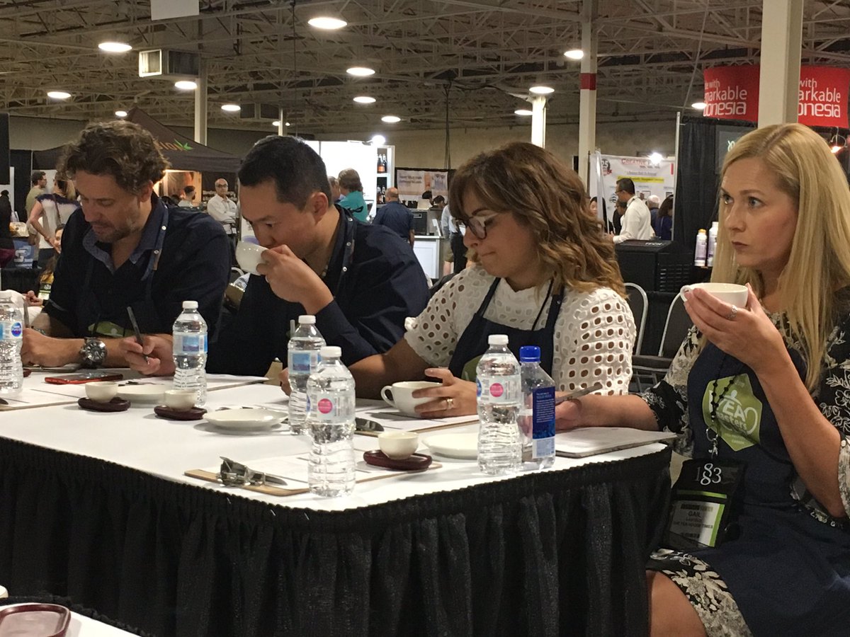 RFongTea's tweet photo. The judges. Oh, how I love to taste the #teas prepared by the contestants of the Tea Masters Cup #Canada #teasommelier #teamasterscup @CoffeeTeaShow @teamasterscupc2 @CanadaTea https://t.co/Y3MMtZWXGu
