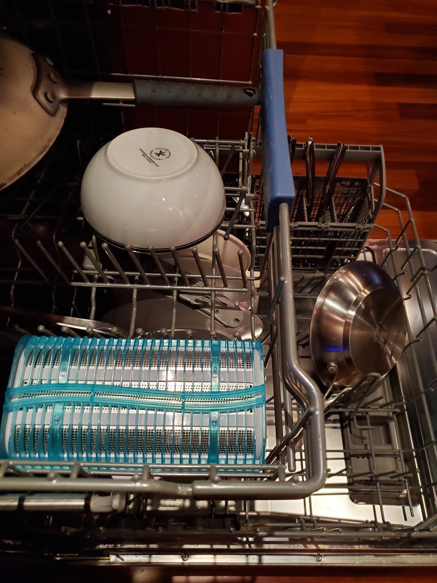 AquaSonicWave's tweet photo. Aquasonic Sunday!! Cleaning your fine jewelry while watching NFL #aquasonicwave #aquasonicsunday https://t.co/3v6iZsY7DG #cleaning #cleanyourjewelry #dishwasher #dishwashersafe #jewelry #myjewelrycleaner https://t.co/mhNTPV3G4I