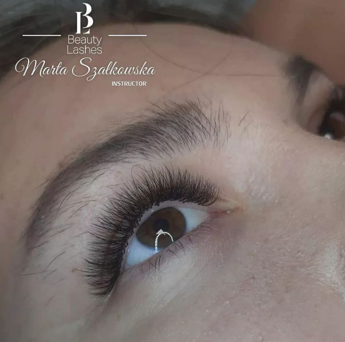 FranceLashes's tweet photo. Bonne soirée avec Beauty Lashes
#BeautyLashes #VolumeRusse #ExtensionsCils #Cils #BeautyLashesFrance #BeautyLashes #Lashes #lashesextension #beauty #extensiondecils #cils #cilsacils #extensioncils #extensionscilsacils #extensioncilsacils https://t.co/qu5XfcAYma