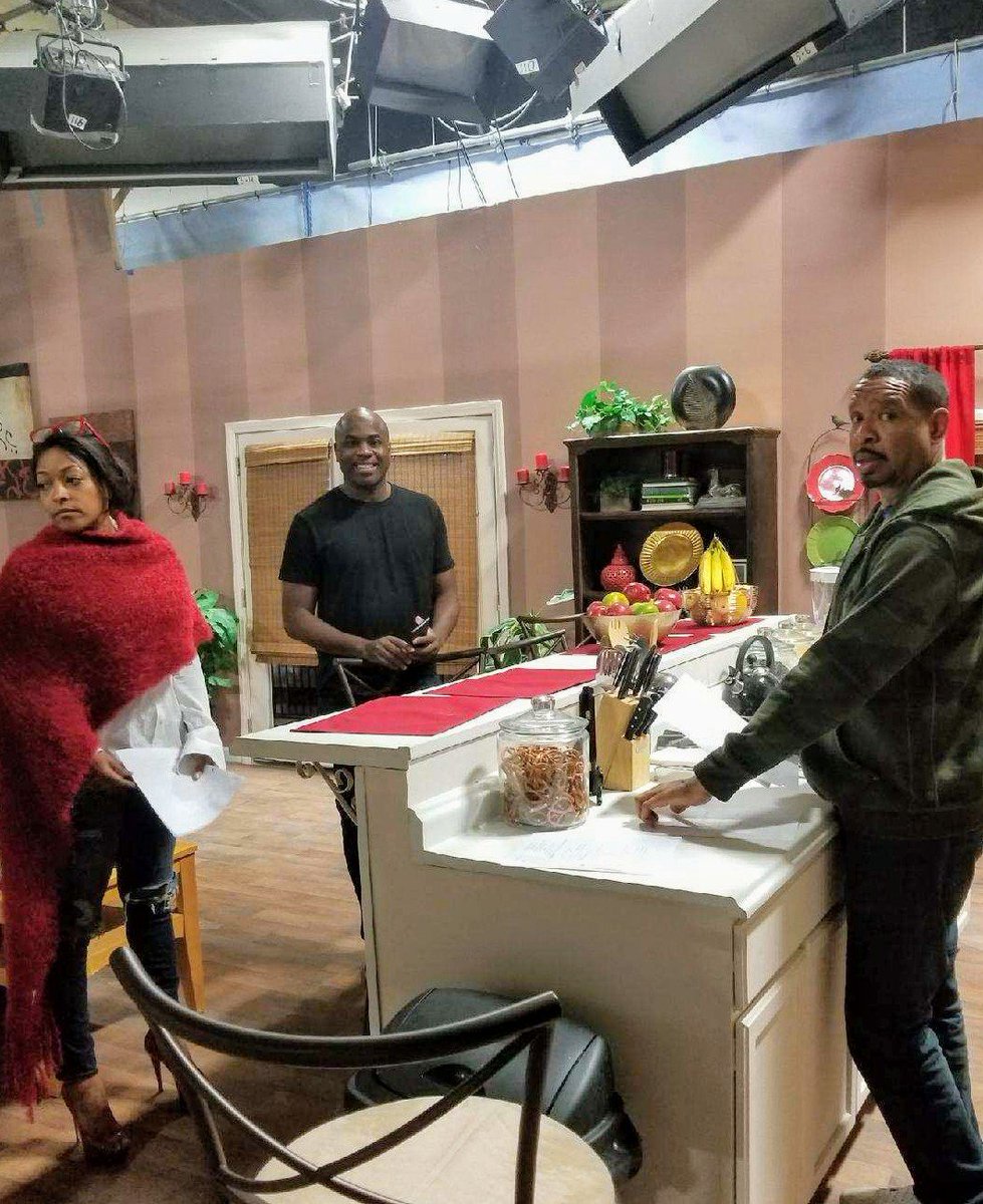 CharlesAllen79's tweet photo. TIMELESS BLESSINGS ๐ฝ๏ธ๐ฌ #SetLife #InTheCut #Season3 #BentOuttaShape #Productions https://t.co/aCBAsSFp6z