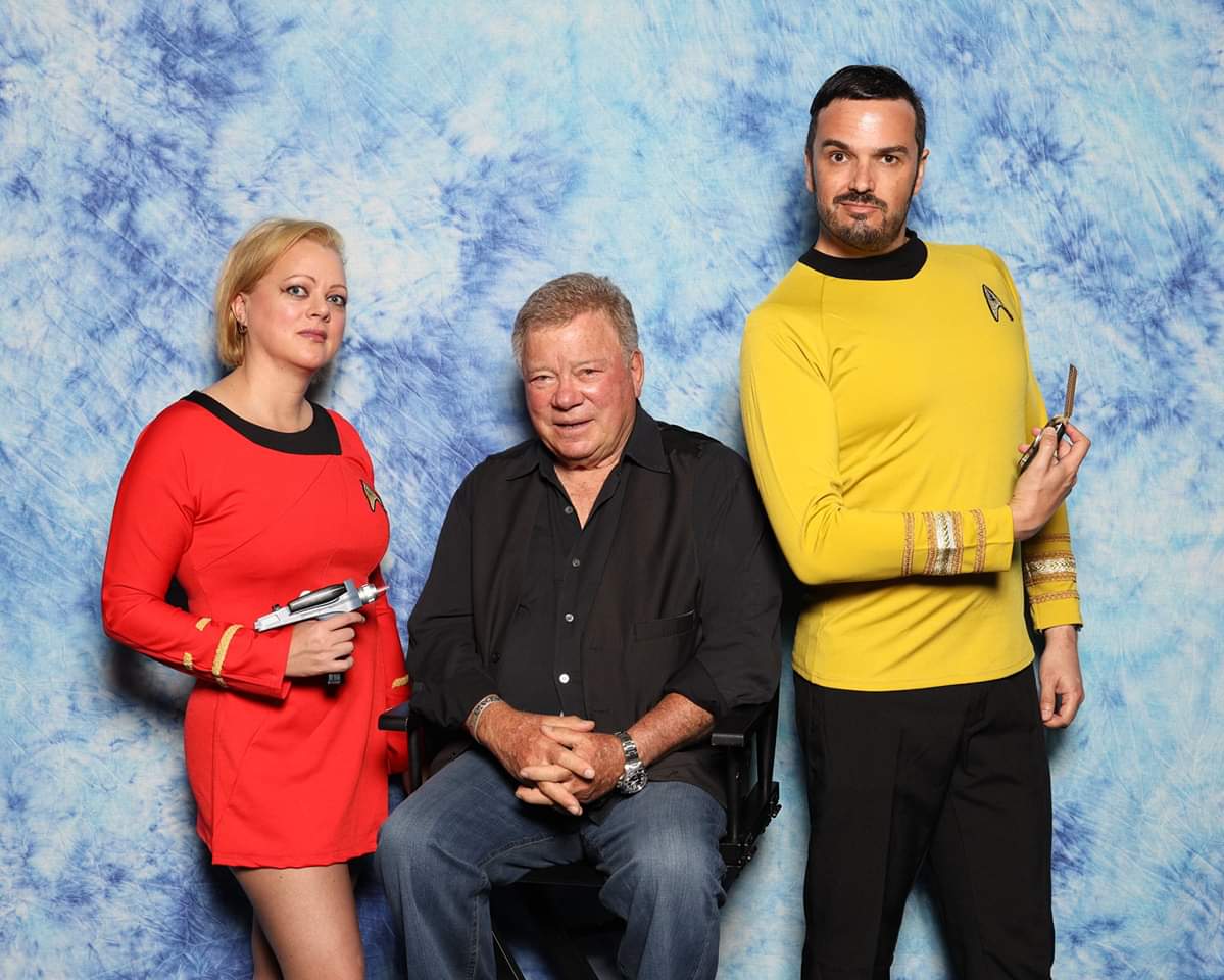 bankingsoo's tweet photo. It's set to stun! I swear! I would NEVER! #ComicConAfrica @WilliamShatner https://t.co/ODWmW420SG