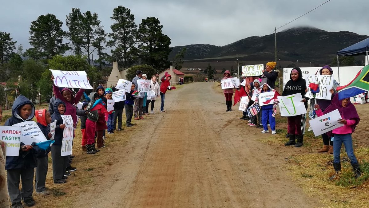 CamargueUM's tweet photo. The learners from Avontuur LB Primary School keeping the gees going at @karootocoast, cheering our riders and ensuring they all power up! #KarootoCoast https://t.co/SIDLVvxXTp