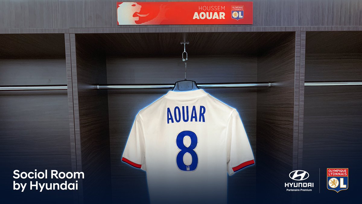 HyundaiFrance's tweet photo. Trop occupé à jouer à FIFA, tu as oublié ton maillot ?
💪 @HyundaiFrance s’occupe de toi en t’offrant le maillot dédicacé d’@HoussemAouar 
➡ RT le tweet
➡ Follow @HyundaiFrance 
➡️Commente avec un message de soutien pour l’@OL

#OLPSG #TeamOL 🔴🔵 #SociOLRoombyHyundai https://t.co/8kJZDaPlA1