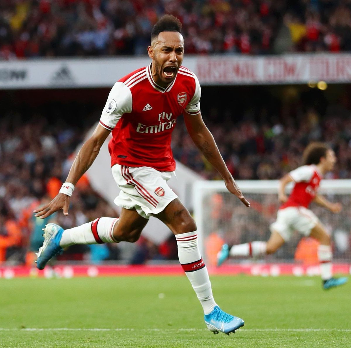 IanWright0's tweet photo. Elite 👑 @Aubameyang7 https://t.co/m4Y9KMK60I