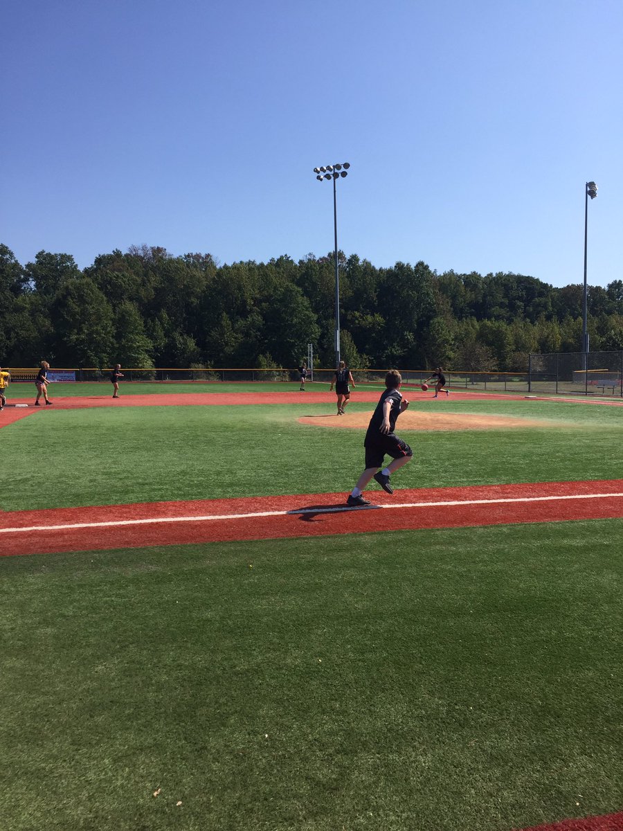 StruszMusic's tweet photo. What a great time today playing kickball with @bottinoXRDS @For_Shoro_PE @Mrs_Vines12614 @BonnieCapes and other South staff in support of a @SBSDXRDS student and family. Good fun. Way to represent all! https://t.co/aC0BYqhVq7