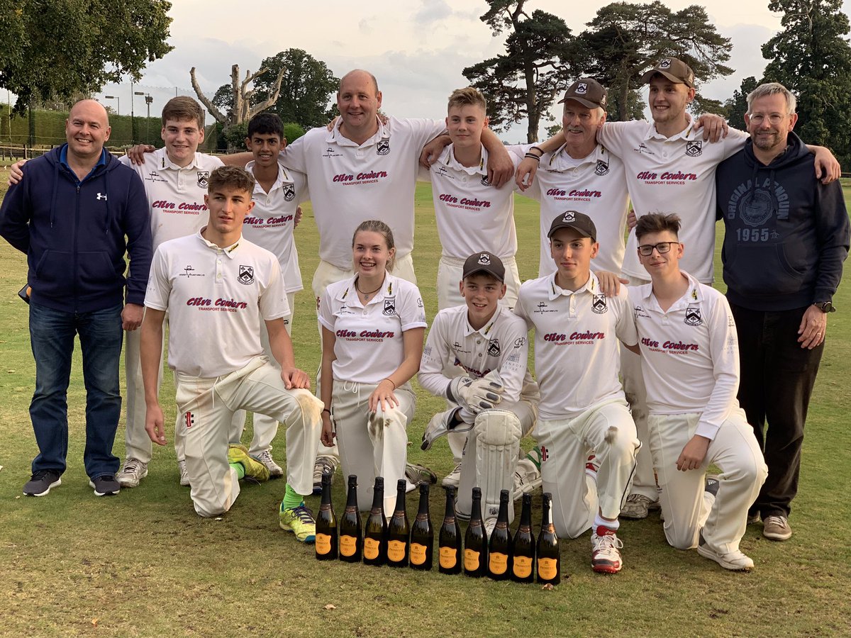 WorfieldCC's tweet photo. Huge congratulations to our 3rd XI on concluding the season as champions of the Sunday Division 1🎉

#JonesyMourinho https://t.co/EKvrrHJX0b