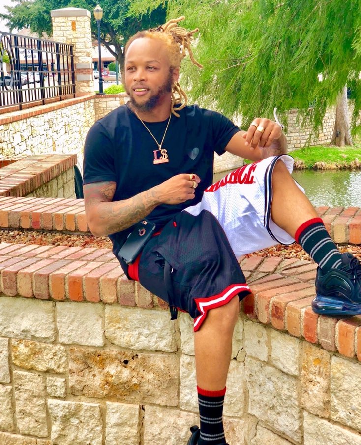 LMoney2012's tweet image. Making good Music comes from being emotional intelligent. 
#80STEPSAHEAD
#HIDDENLEGEND