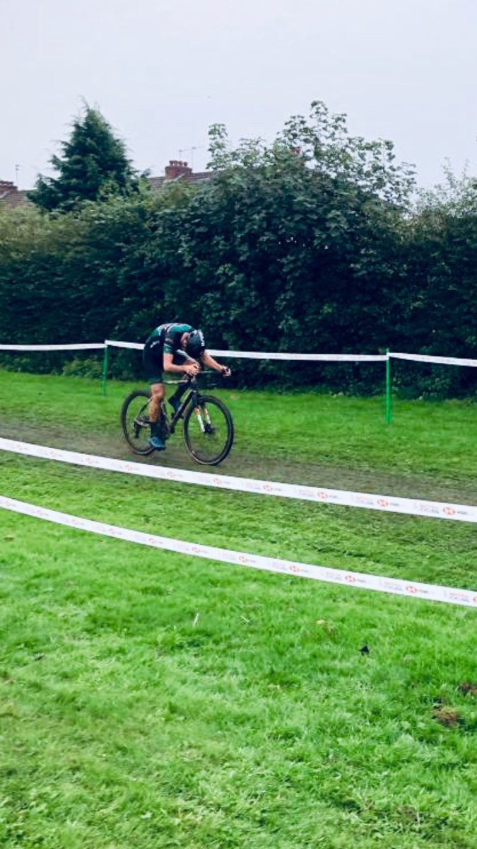 glp_rt's tweet photo. @NatCXTrophy @TeamEmpella Derby #NationalTrophy 26th Place for @mrbutlermichael today in an exceptionally high quality field packed full of Belgians 👊🏻
#MuddySunday #FantasticResult @CES_Sport @herbertscycles @meuk_les @GiantUK @Kask_cycling @pongo_london @ChallengeTires https://t.co/a8kA3KL9Jh