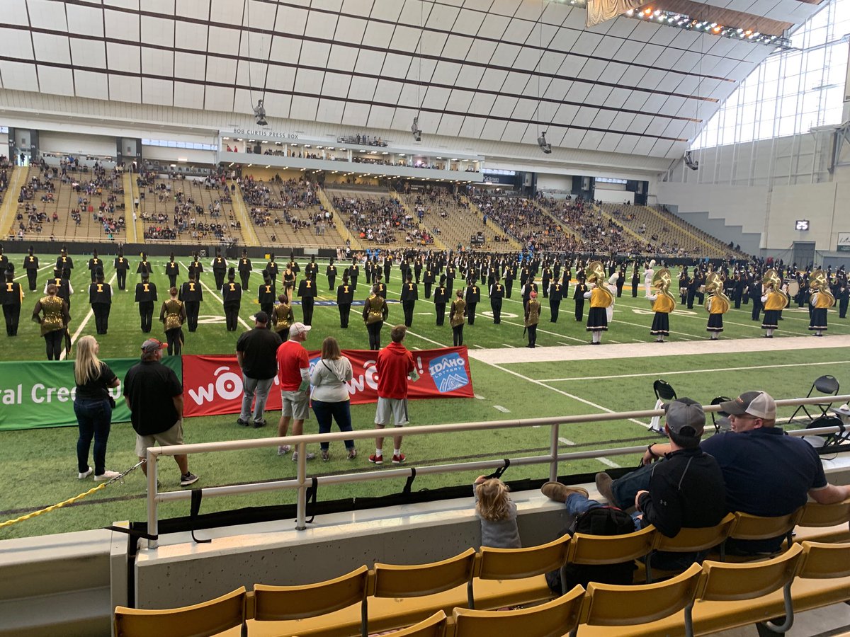 TMCSeedcareBob's tweet photo. One of the fortunate few to witness a Vandal victory over the Eagles. #GoVandals https://t.co/BLu1v2jcyC