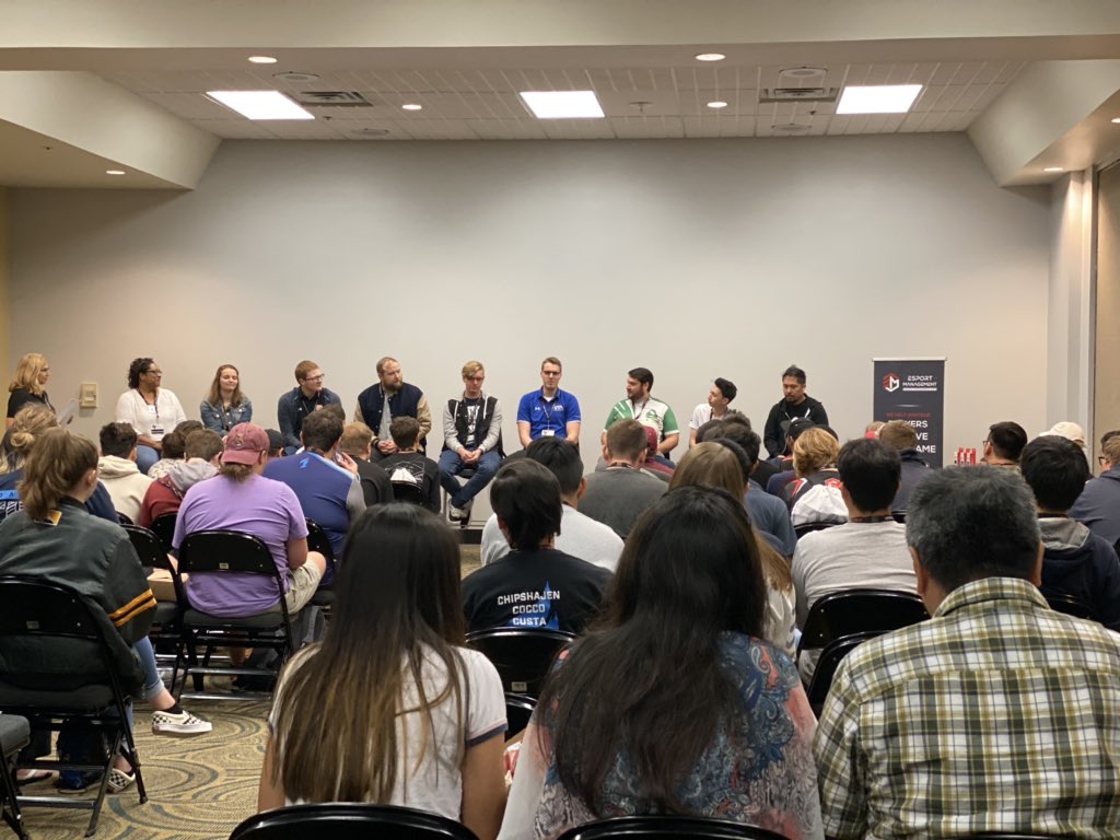 DallasFuel's tweet photo. There’s a panel happening right NOW with @AskJayne, @JustRojas &amp; @Trill_ow in the meet-up room at @Battle4Tx! 🔥💙 https://t.co/gd660L2xDb