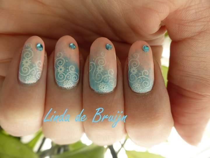 LindadeBruijn3's tweet photo. #nagels #nails #nailart #nailsaddicted #stamping #stampingnailartaddict https://t.co/QP3nb4FpKJ
