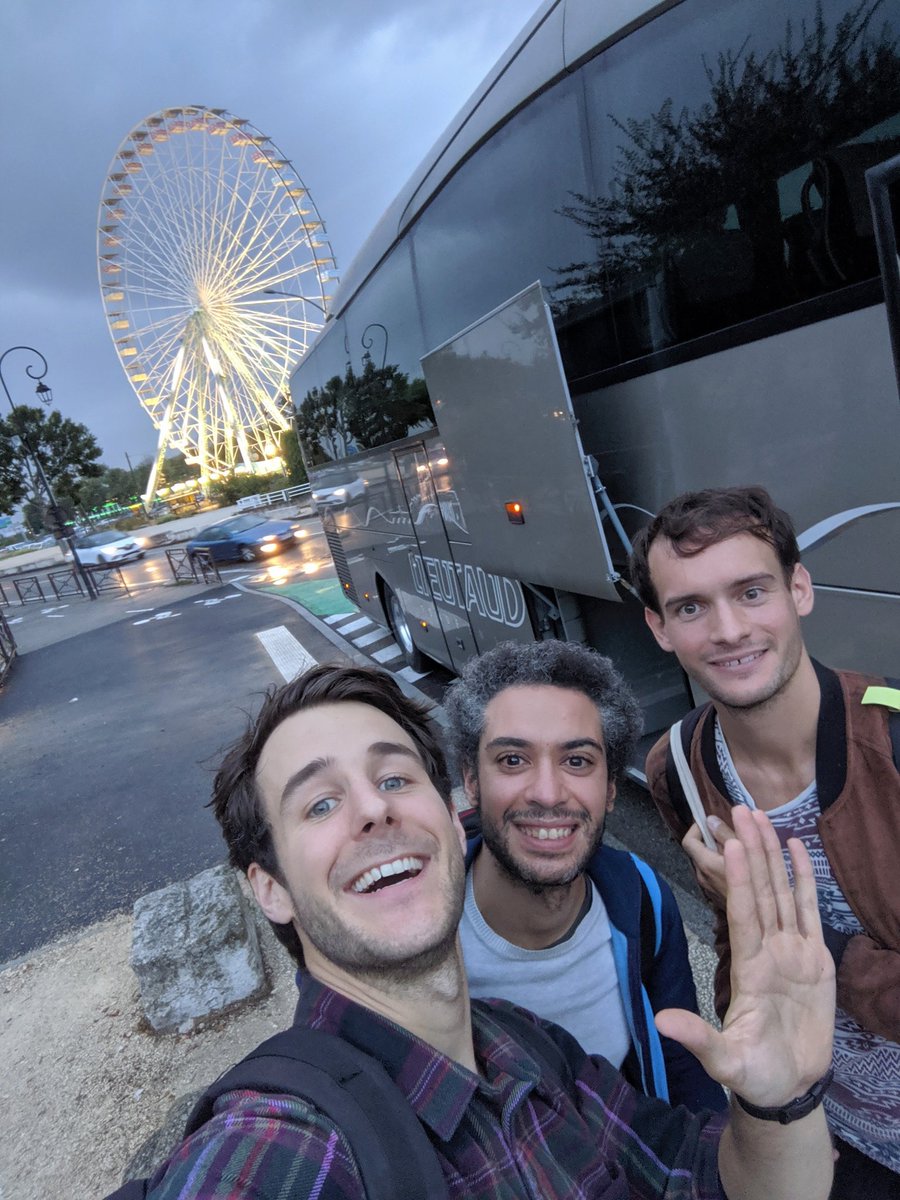 Bon, FRAMES FESTIVAL c'était fou. Encore merci de l'accueil, des rencontres, de ces moments !
Merci ! Merci ! Merci !
<a href="/FramesAvignon/">FRAMES Web Video Festival</a>