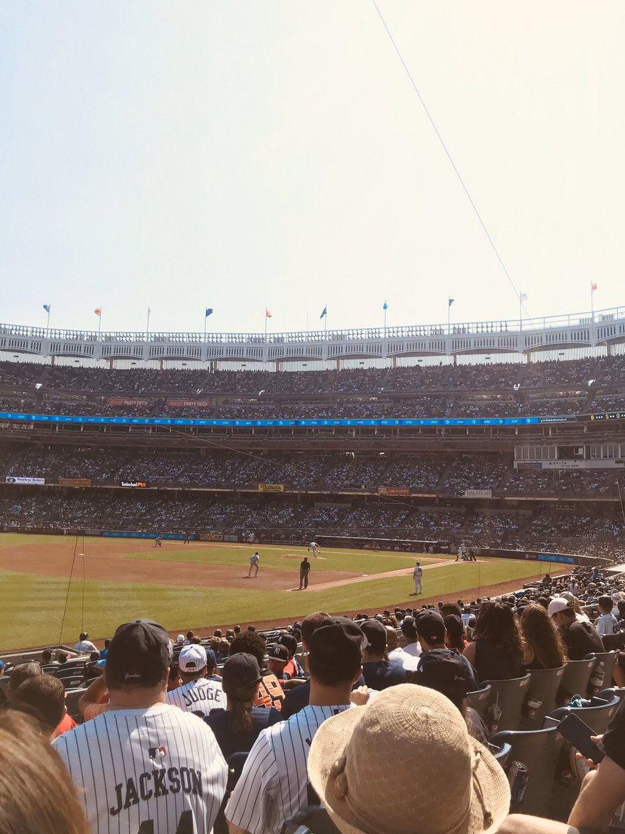 _Espinal15's tweet image. Ain’t nothing better on a Sunday #attnyy Let’s go Yankees
