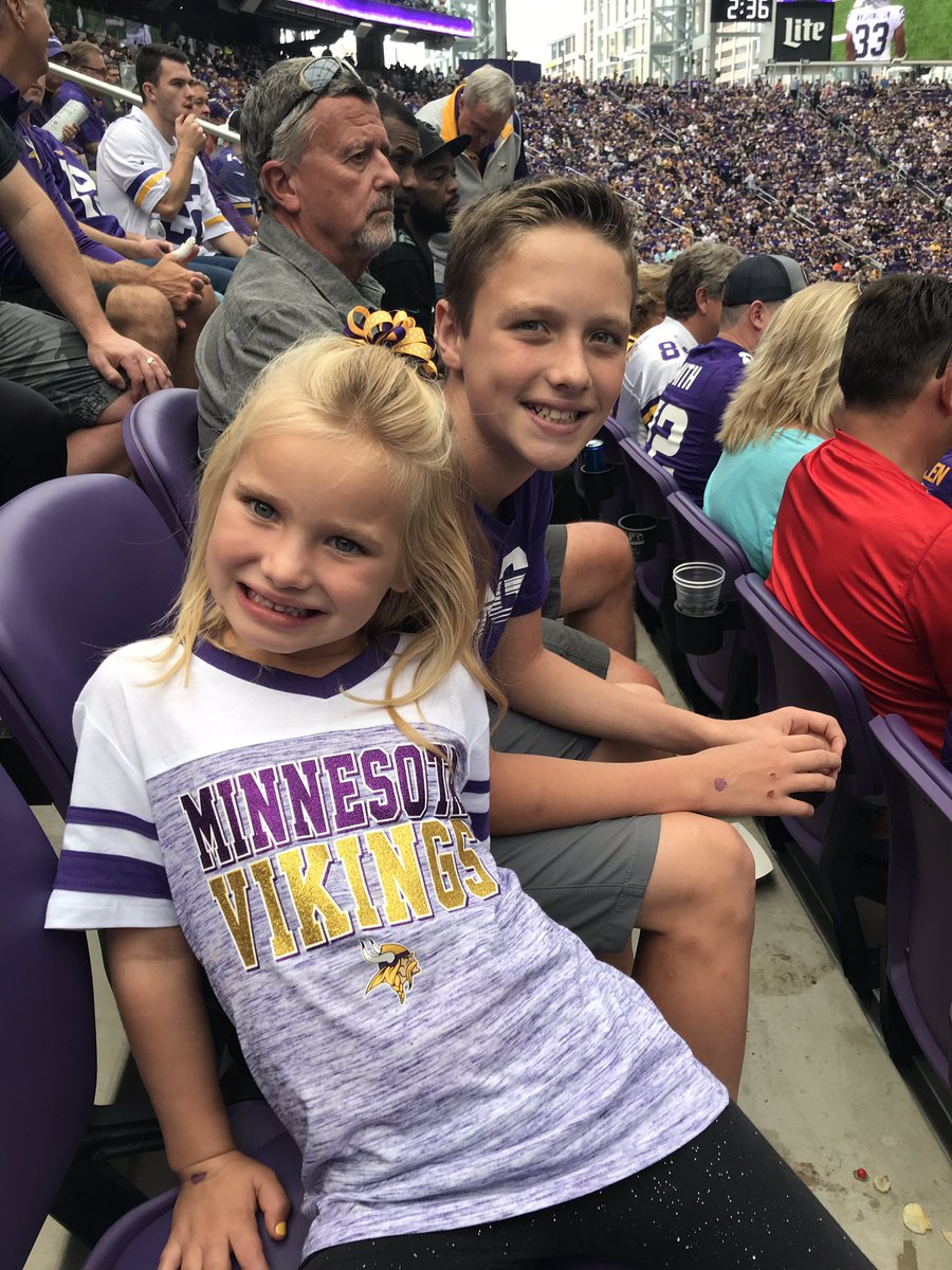 jessbernstien's tweet photo. #skol https://t.co/Nkl29n3p9A