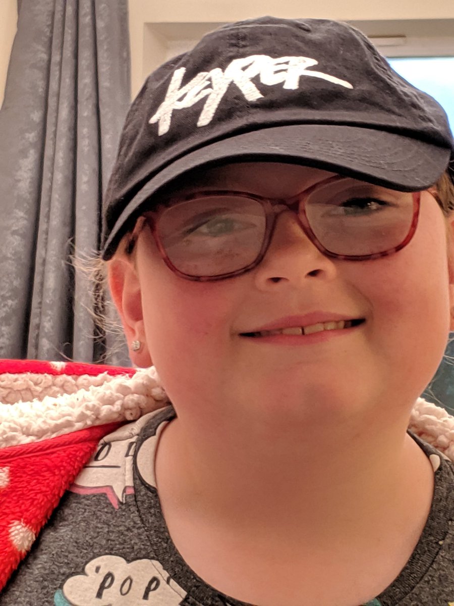 shayru_alg's tweet image. My little girl rocking her @CollinsKey merch #keyper #yeet