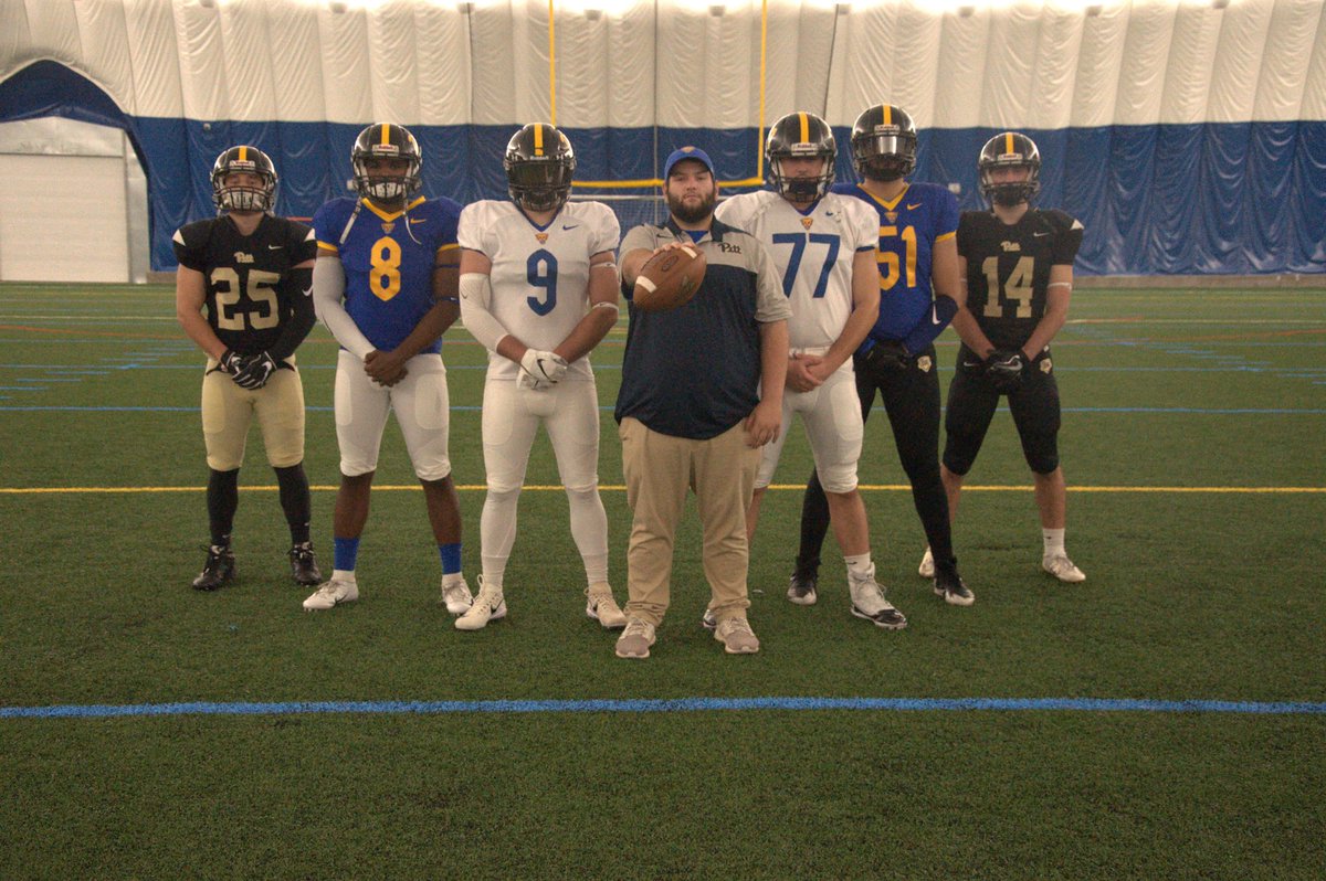Pitt Club Football tweet media