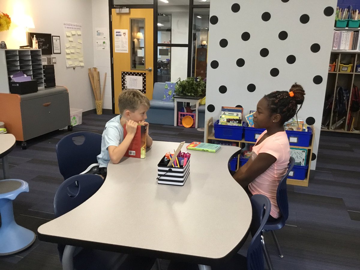 tracy_stotts's tweet photo. Working on Our Listening and Speaking Skills with Second Step.  @tracy_stotts @Bulldogs512 https://t.co/SPEdCutuJp