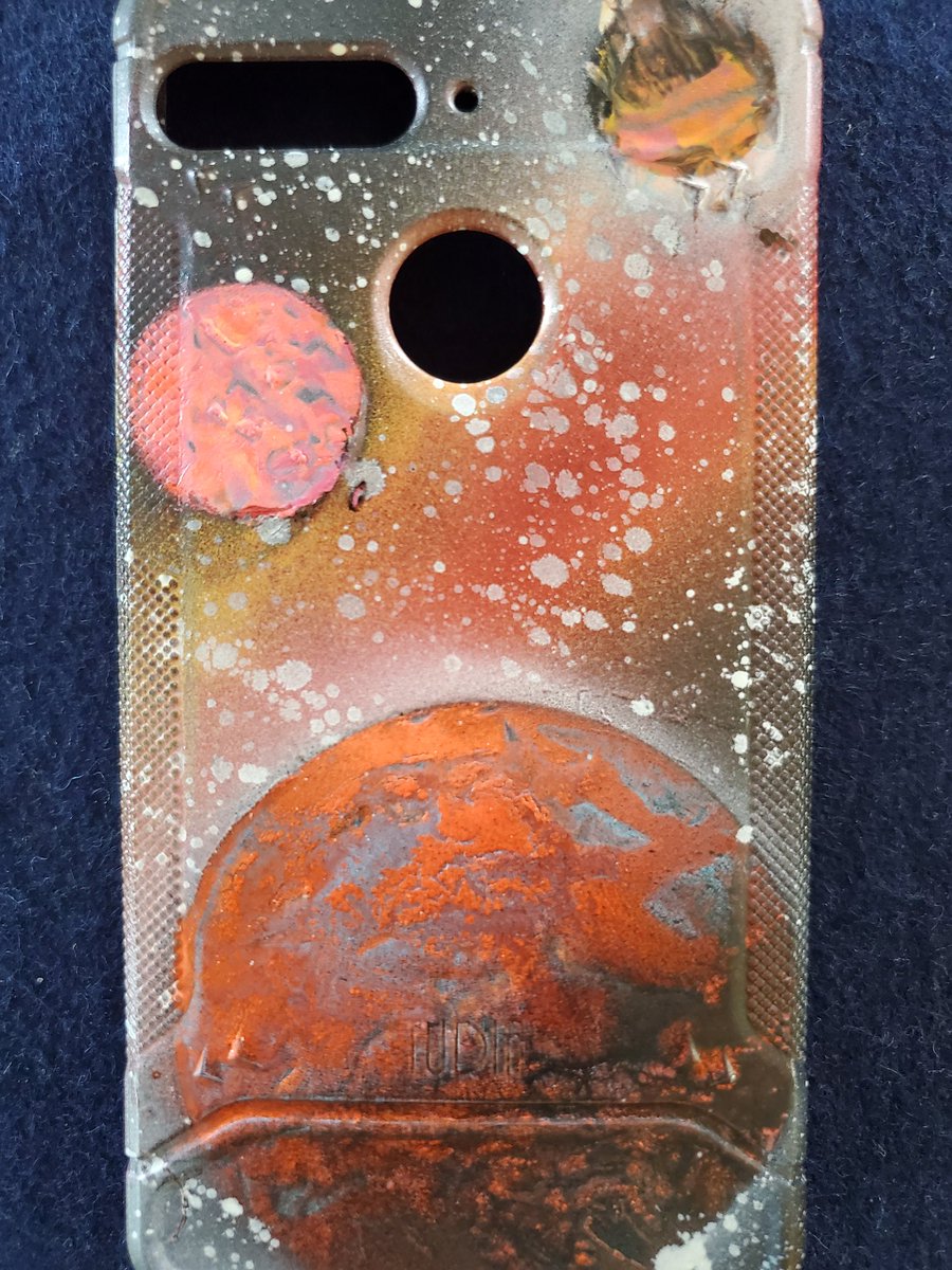MrMoon3304's tweet photo. We now offer custom painted phone cases! Message me how :) https://t.co/pt8nRfU3Wc