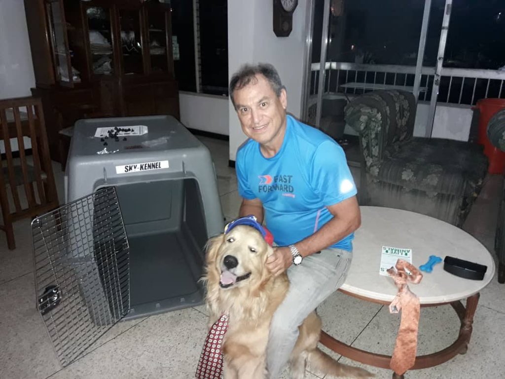 apoyocanino's tweet photo. Nos unimos al clamor ciudadano para que se aclaren las circunstancias en las que se produjo la lamentable muerte de la mascota Hachi, un canino macho de raza Golden Retriever de 4 años de edad. https://t.co/Sku8HWRlyj