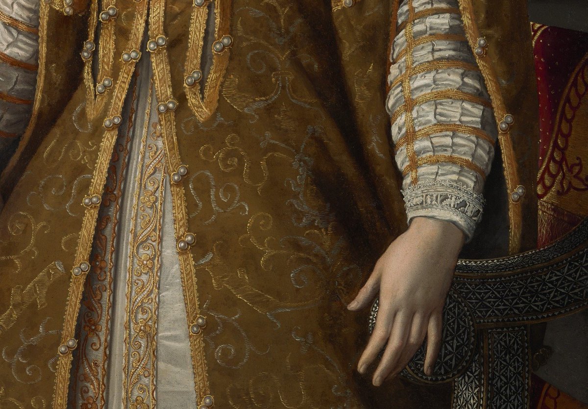 Died #OnThisDay in 1607: #Florentine #painter Alessandro #Allori (1535-1607)

#Portrait of #BiancaCappello #deMedici (1548-87) and her son, ca. 1580

#AlessandroAllori #Renaissance #Mannerism #FlorentineArt #ItalianArt #Portraiture 
#DallasMuseumofArt
