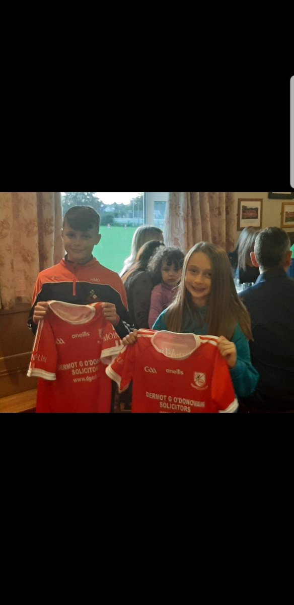 monaleengaa's tweet photo. A great family day in Annacotty at the duck race followed by the presentation of our new jerseys from our new club sponsor @DGOD_solicitors by @MuirisGavin https://t.co/bmB2yM6kGd