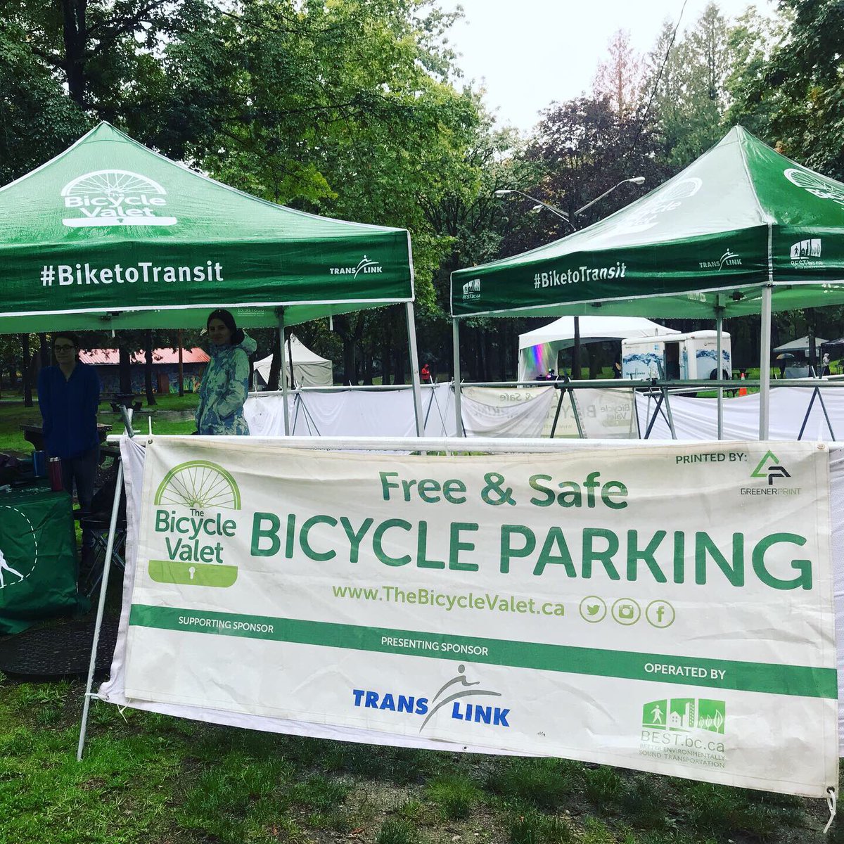 CityofPoCo's tweet photo. Weโre going green at the Rivers and Trails Festival today! Bring a refillable waterbottle and walk or cycle to Lions Park. The #BicycleValet is here waiting to keep your wheels safe while you enjoy the activities!
#portcoquitlam #cityofpoco #naturallypoco https://t.co/NijWiI6rXa