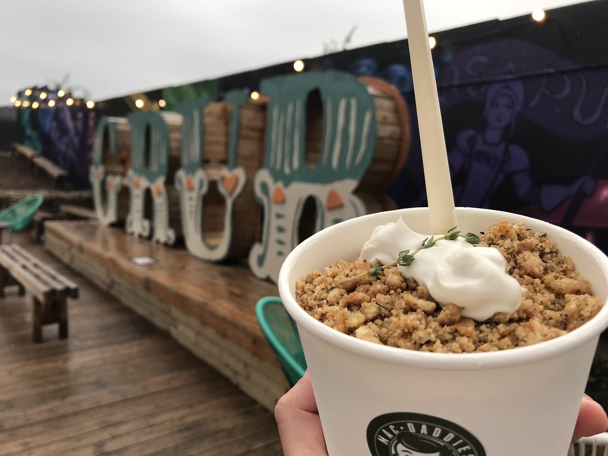 Street food LEGENDS <a href="/macdaddiesmcr/">Mac Daddies</a> in full effect <a href="/GRUBMCR/">GRUB</a> today. Be sure to track them down for the best Mac n Cheese OF YOUR LIFE 😋😋😋