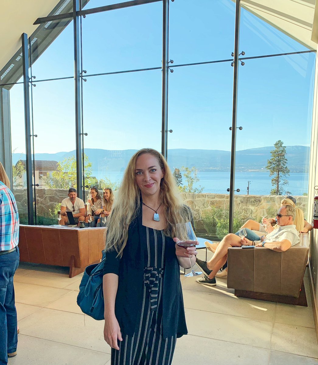 LeahWestMusic's tweet photo. Wine tasting at @CedarCreekWine open house last night. The new architecture is stunning! ❤️🍷 

Dégustation de vin à Cedar Creek Estate Winery hier soir. #kelowna #winetasting #okanagan #cedarcreek #wine #architecture #leah #west #explorebc #explorecanada #okvalley #homeblock 🥂 https://t.co/Md3bgWwhQU
