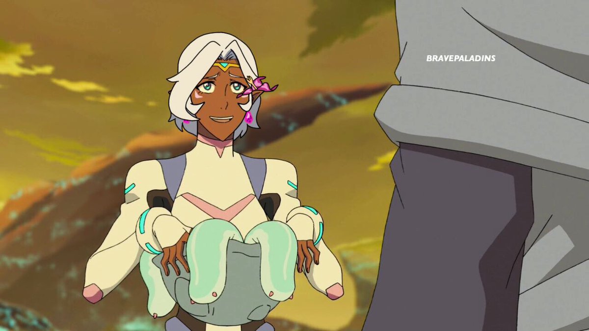 bravepaladins's tweet photo. Allura with short hair inspired by @jasuemfan 💫 Part 1 #vld #voltron #allura #princessallura https://t.co/O13fnVCJXz