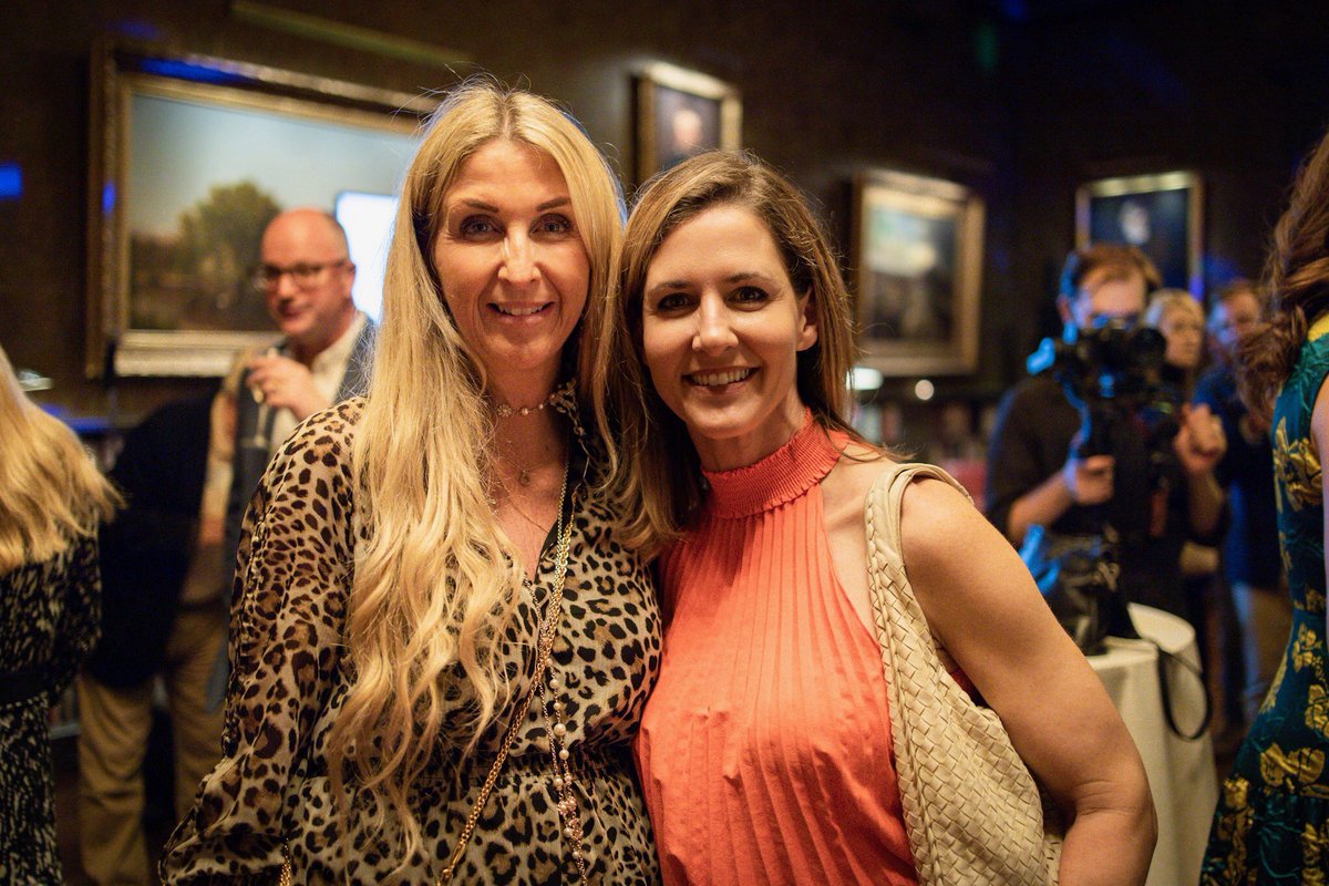 rosenbergann's tweet photo. Thrilled to join the inaugural #UNGA74 gathering together with our incredible #purpose partners who have joined us in our mission to make #SDGs a reality 🌍... We stand together with @WAAH_Foundation in driving to this movement forward 🌈
#partyforgood #UNGA74 #ClimateAction https://t.co/oP5iLbGpJN
