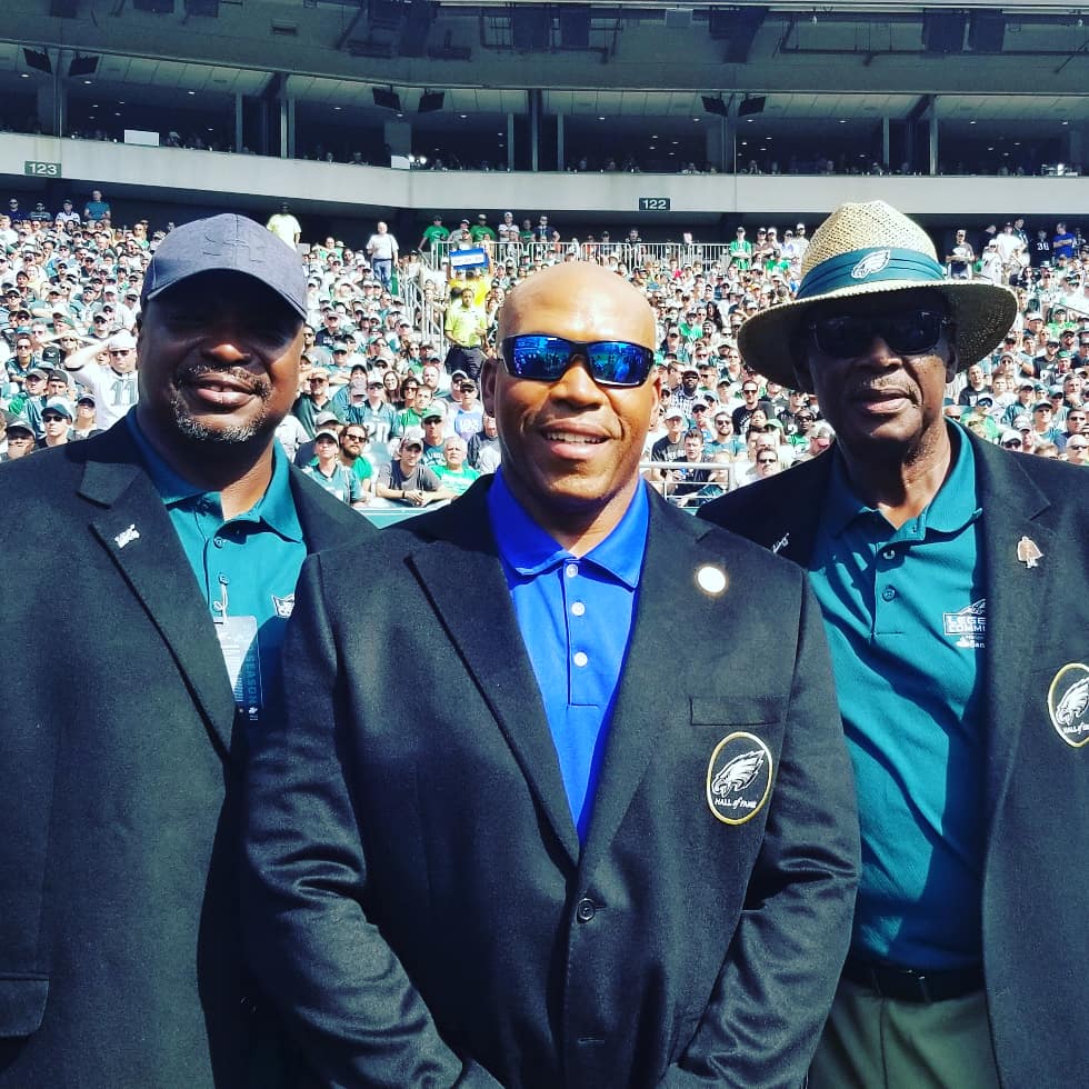 sethjoyner's tweet photo. Awesome hanging with my fellow @Eagles HoFers today as we celebrate #NFL100 and induct 2019's inductee #BobbyWalston #FlyEaglesFly #Birds4Life https://t.co/KjTMbxPU8c