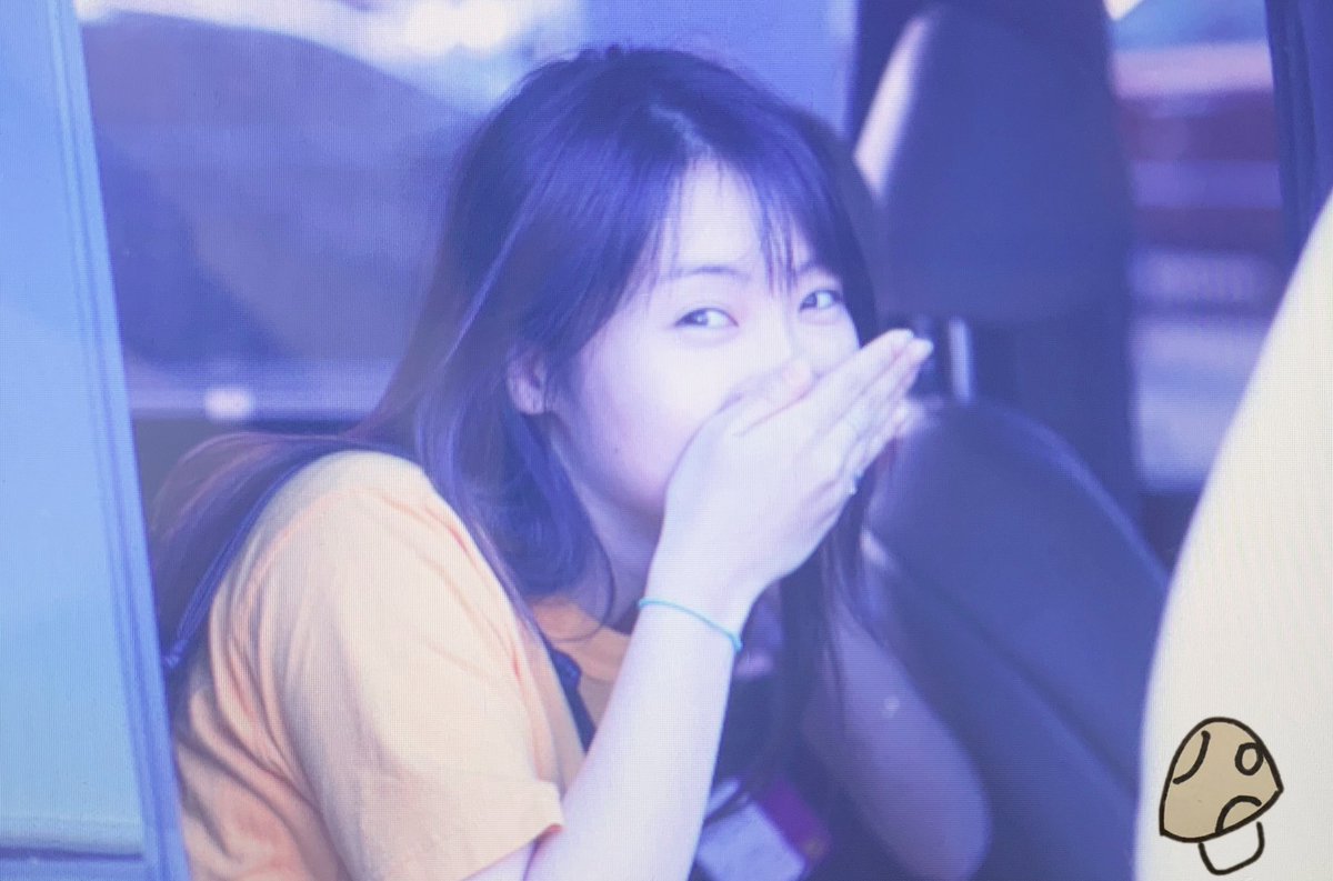 190923 인천공항 입국 루시프리뷰🛬

울 갓기요정 효정이 오늘 하루도 수고햇어🥰
숙소가서 푹 쉬기~
#위키미키 #WEKIMEKI #루시 #노효정