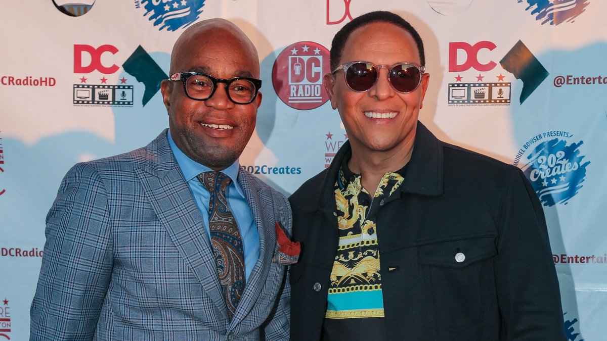 Nothin' but love for the STARS of <a href="/DCRadiohd/">DC Radio</a>! So happy I got a chance to help celebrate your 2nd Anniversary <a href="/unionoysterbar/">UnionDistrictoysterbar&lounge</a>! Congrats! <a href="/202creates/">202Creates</a> <a href="/entertain_dc/">entertain_DC</a> #The202 <a href="/wendi30/">Wendi Cherry</a> <a href="/nikimoorefunny/">Niki Moore</a> <a href="/gworrellstyle/">George Worrell</a> #202creates <a href="/Lobby4You/">Gail Broeckel</a>