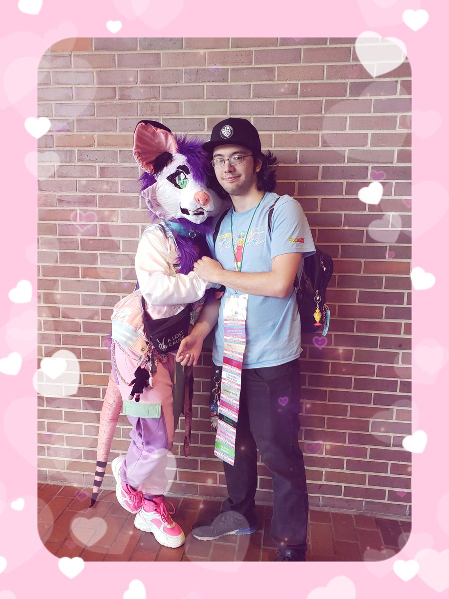 RatBoyDumbAss's tweet image. What if.... we kissed at ramencon..... and we were both boys😳😳😳