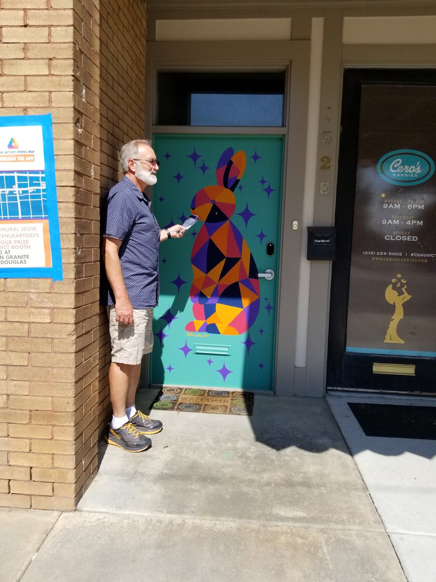dummiemagnet's tweet photo. #avenueartdays https://t.co/p1JTVXYdMW