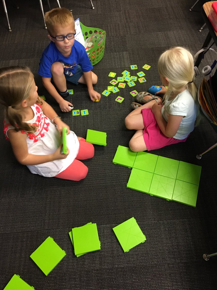 DRELeysKinders's tweet photo. The mouse finding the cheese with coding! https://t.co/kAuMEGnR5c