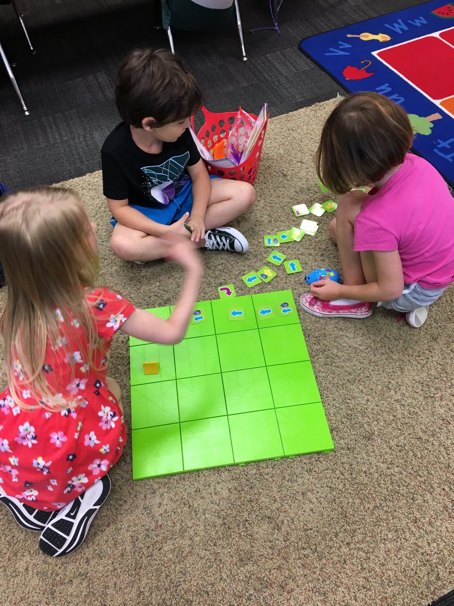 DRELeysKinders's tweet photo. The mouse finding the cheese with coding! https://t.co/kAuMEGnR5c