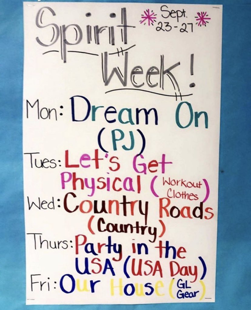 gl_section's tweet image. happy hoco week!!💙💛