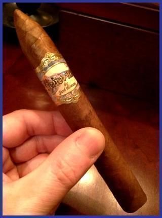 cigarweekly's tweet photo. ICYMI: On CigarWeekly: Señorial Cigars Belicoso No. 2 https://t.co/YWdVjAgthF #CigarWeekly #CigarReview @joseblanco809 @emmasenorial #Cigars I remember "Doc" introducing me to this, telling me it was "Jose Blanco"! Went to a blending event w/ him. Amazing! #CigarLife #Smoothdraws https://t.co/Q2TYL61rHf
