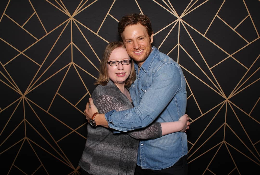 stsGRfan's tweet photo. @TheNickGehlfuss Thank you Nick for being part of such an amazing weekend. I'm sorry, but you make me nervous and speechless when I meet you haha. Definitely one of my faves because you are an absolute sweetheart. Can't wait now for Wednesday for the show to air! ❤ https://t.co/QhwjI6npEn