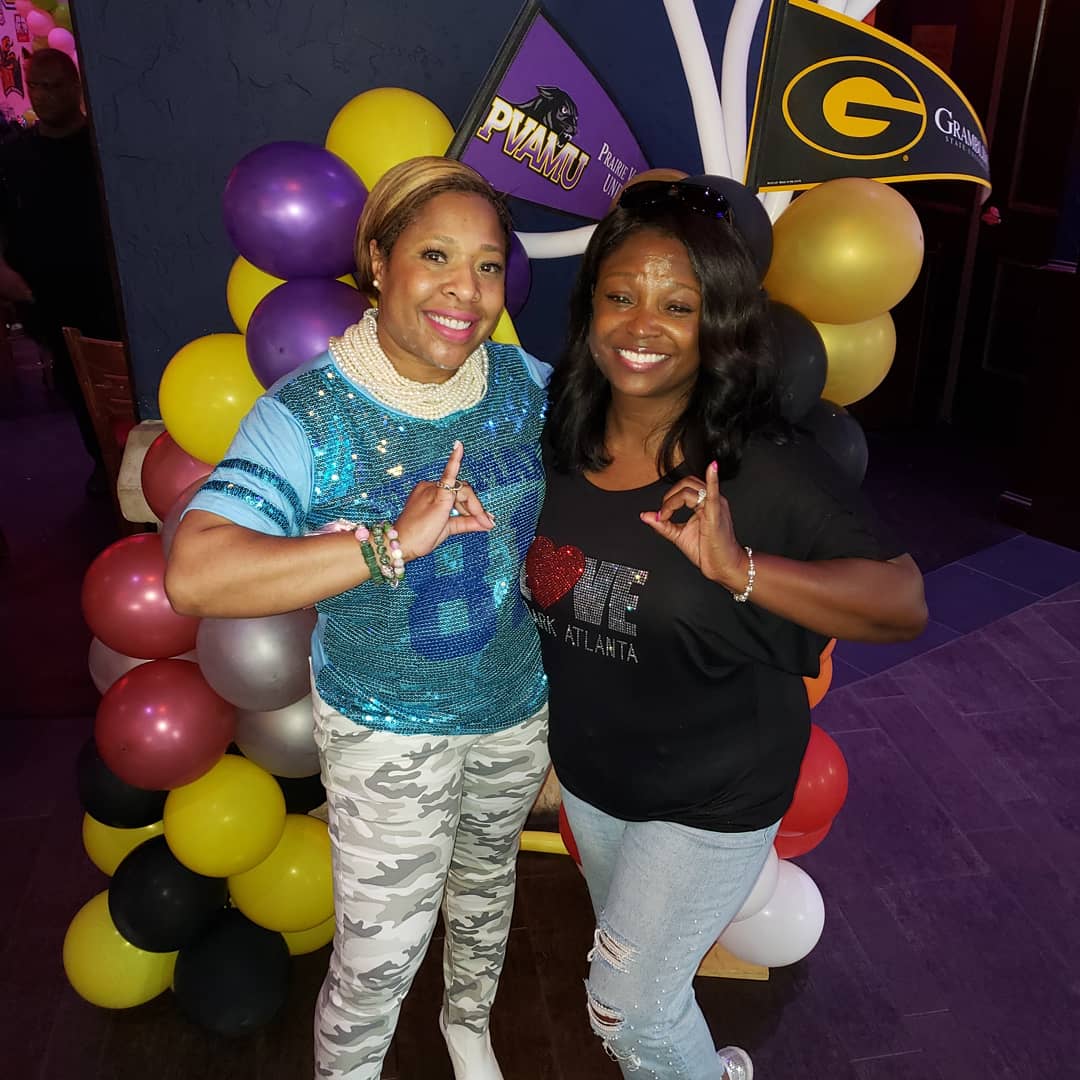 michellem1908's tweet photo. Party with a Purpose HBCU Fundraiser with my bestie! #AKACZO #AUCLOVE #AlphaPi #MuPi #40yearsoffriendship💖💚 @ Blue Martini Plano https://t.co/Jf4JE8hlCF