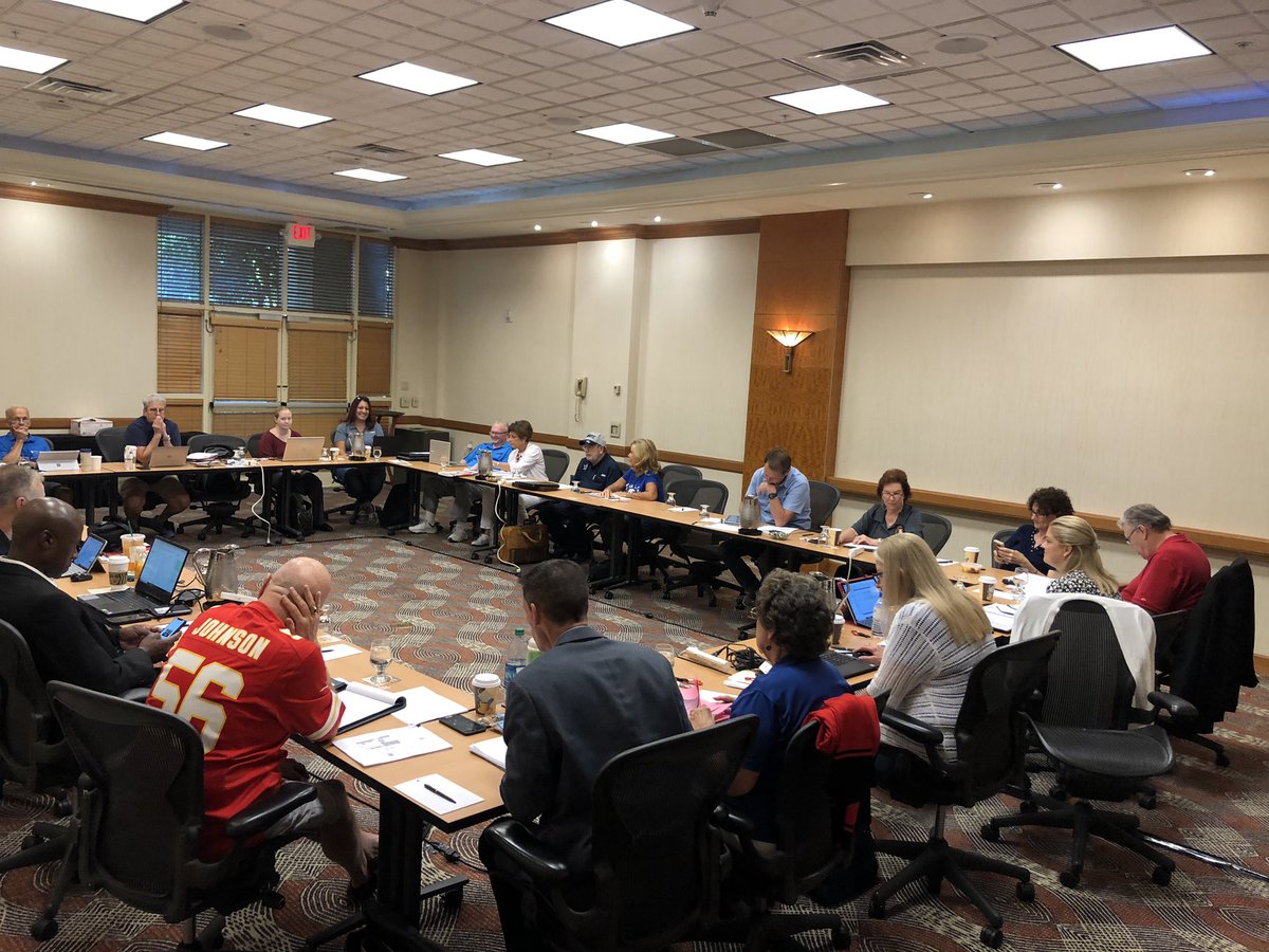 USACrimeStop's tweet photo. Our Board of Directors met this morning in Phoenix. Twenty-three amazing Crime Stoppers from all across the country coming together for the betterment of the CSUSA. #csusaconf https://t.co/yDgJzcb09c