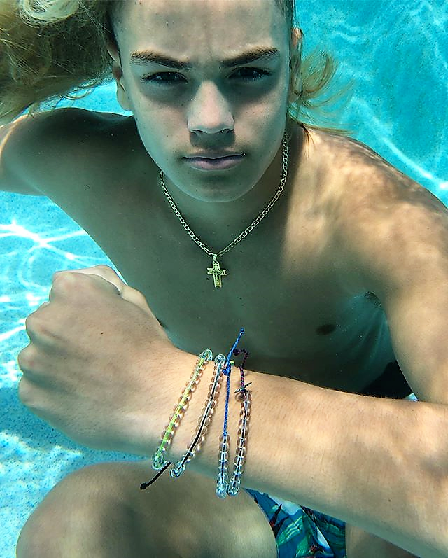 patrickmheaney's tweet photo. Every year, 8 million tons of plastic enter the ocean... Excited to be working with the @4oceanbracelets team to help bring awareness.
Visit: https://t.co/mi9h0MNCG2
https://t.co/aK4iQk63Ah
#4oceanpartner #spreadingawareness #4seaturtles #4sharks #4ocean #4oceanbracelets https://t.co/KhAq2kVHh3