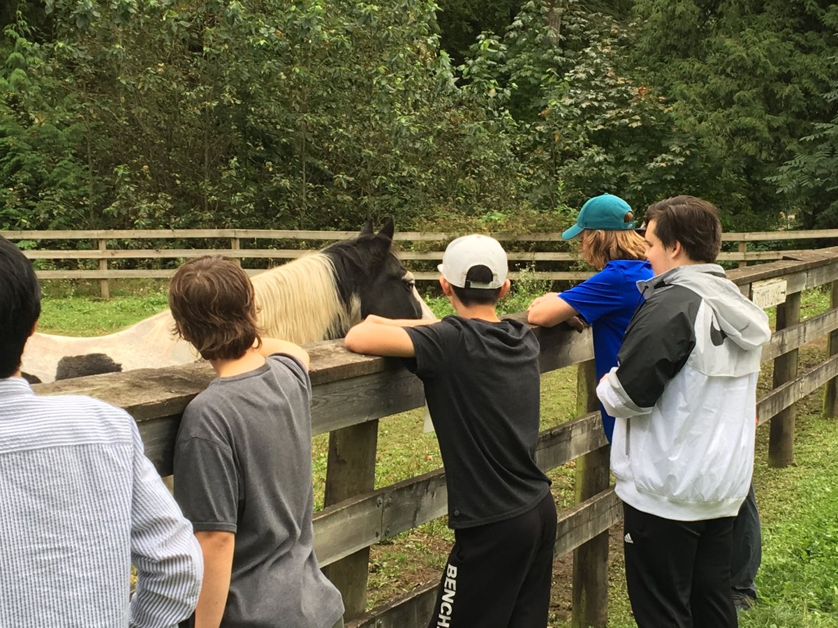 WhytecliffLearn's tweet image. This past week, members of the Whytecliff Program packed their bags and headed out to Hope, BC for an overnight trip!  This experience allowed for personal growth and the development of interpersonal skills as the youth were able to learn more about their peers and themselves.