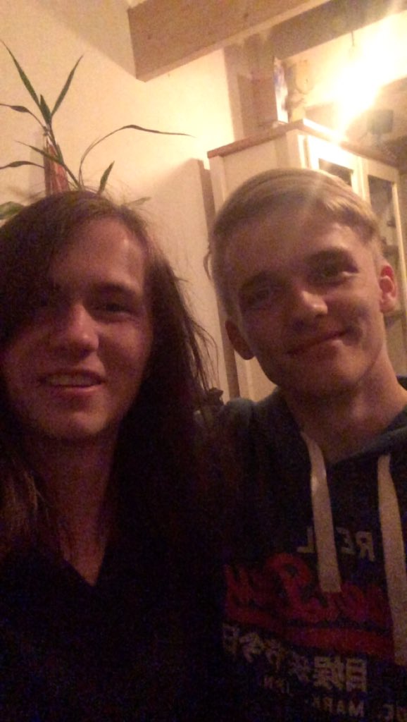 Today Its 1 year since <a href="/LunationEsports/">LunationEsports</a> had there first scrim. There have been some roster change, some breaks. But my brother @PjewnsOW have always been there ❤ 
I was also so lucky that i got to meet him in my summer vaction!