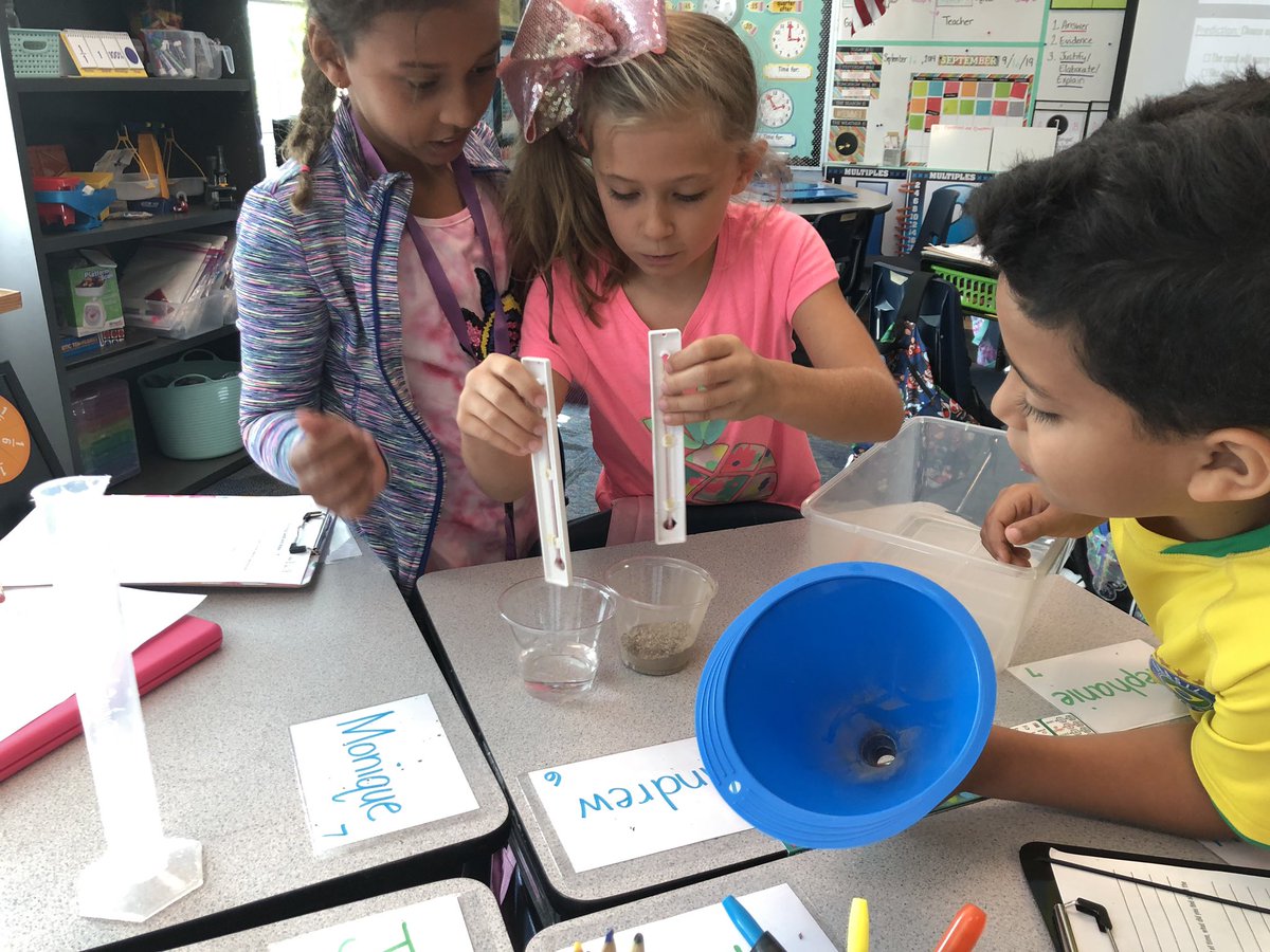 Jones3TLE's tweet image. Third graders are continuing to practice scientific method skills using tools such as thermometers, graduated cylinders, funnels, and more. This week, they measured and compared the temperature of sand and water at room temperature and in the sun. #thirdgradescience