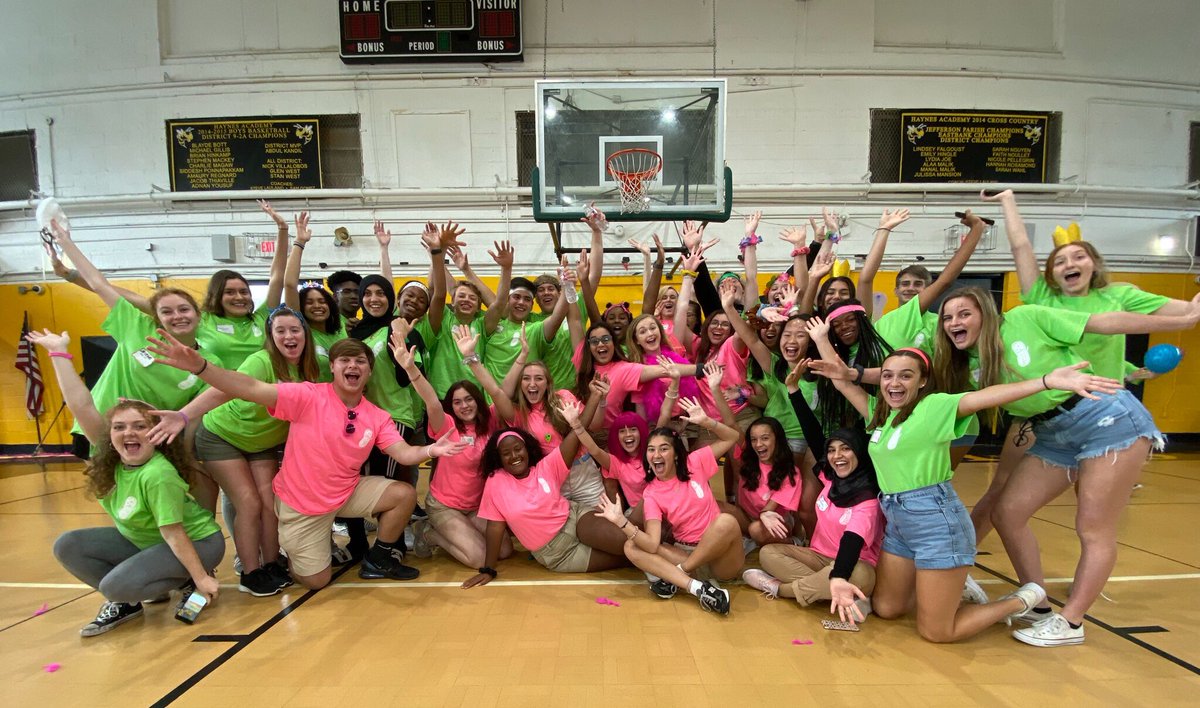 miIeystewert's tweet photo. best class ever at the best event ever 🐝⭐️😢❤️ https://t.co/Kt4PTa3E8v